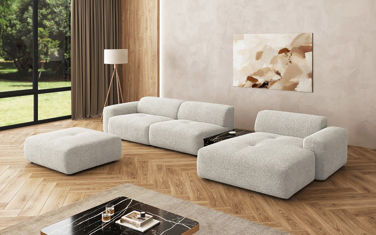 Designer Sofa Calm L mit Beistellhocker und Beistelltisch in Bouclé