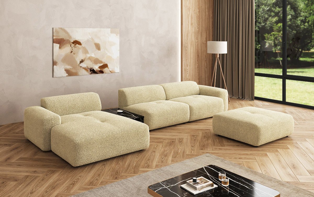 Designer Sofa Calm L mit Beistellhocker und Beistelltisch in Bouclé