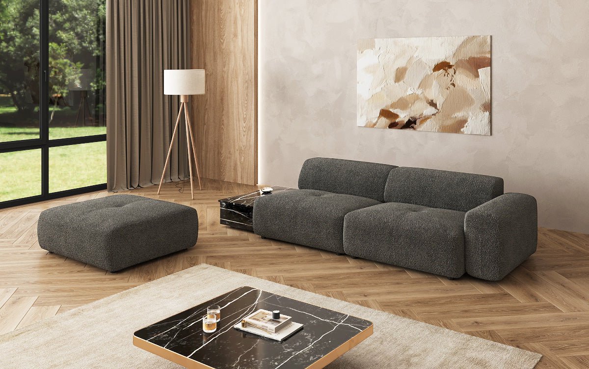 Designer Sofa Calm 3 Sitzer mit Beistellhocker und Beistelltisch in Bouclé