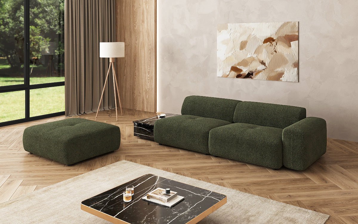 Designer Sofa Calm 3 Sitzer mit Beistellhocker und Beistelltisch in Bouclé