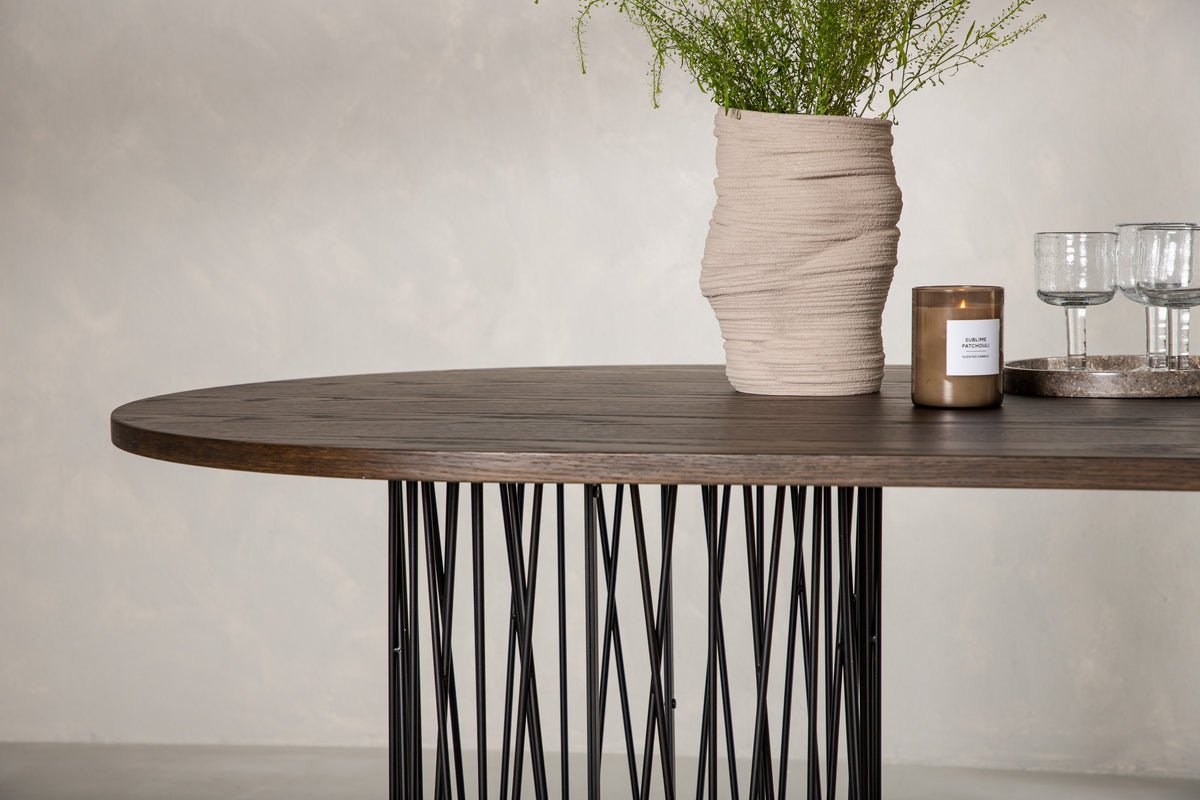 Esstisch Kalua - stilvoll und zeitlos elegant