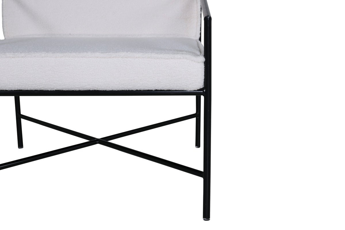 Designer Sessel Lundra – Polsterstuhl in Offwhite mit schwarzem Metallgestell