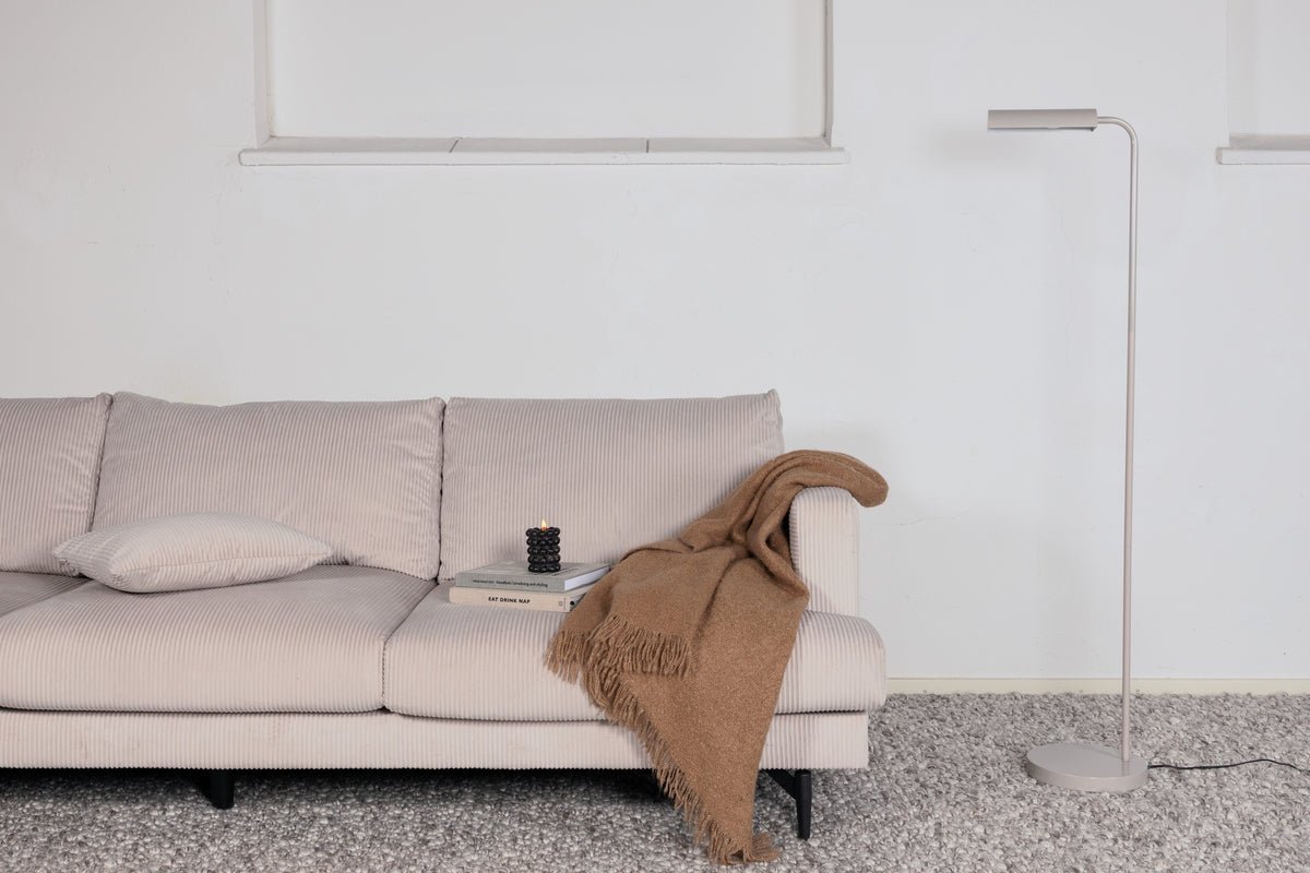 Stehlampe „Symphonica“ – im stilvollen, zeitlosen Design