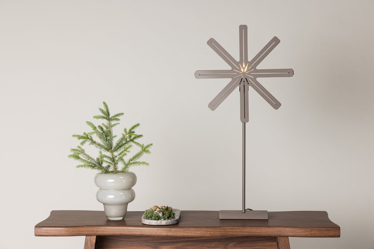 Weihnachtliche Stehleuchte Levi - in 2 verschiedenen Höhen