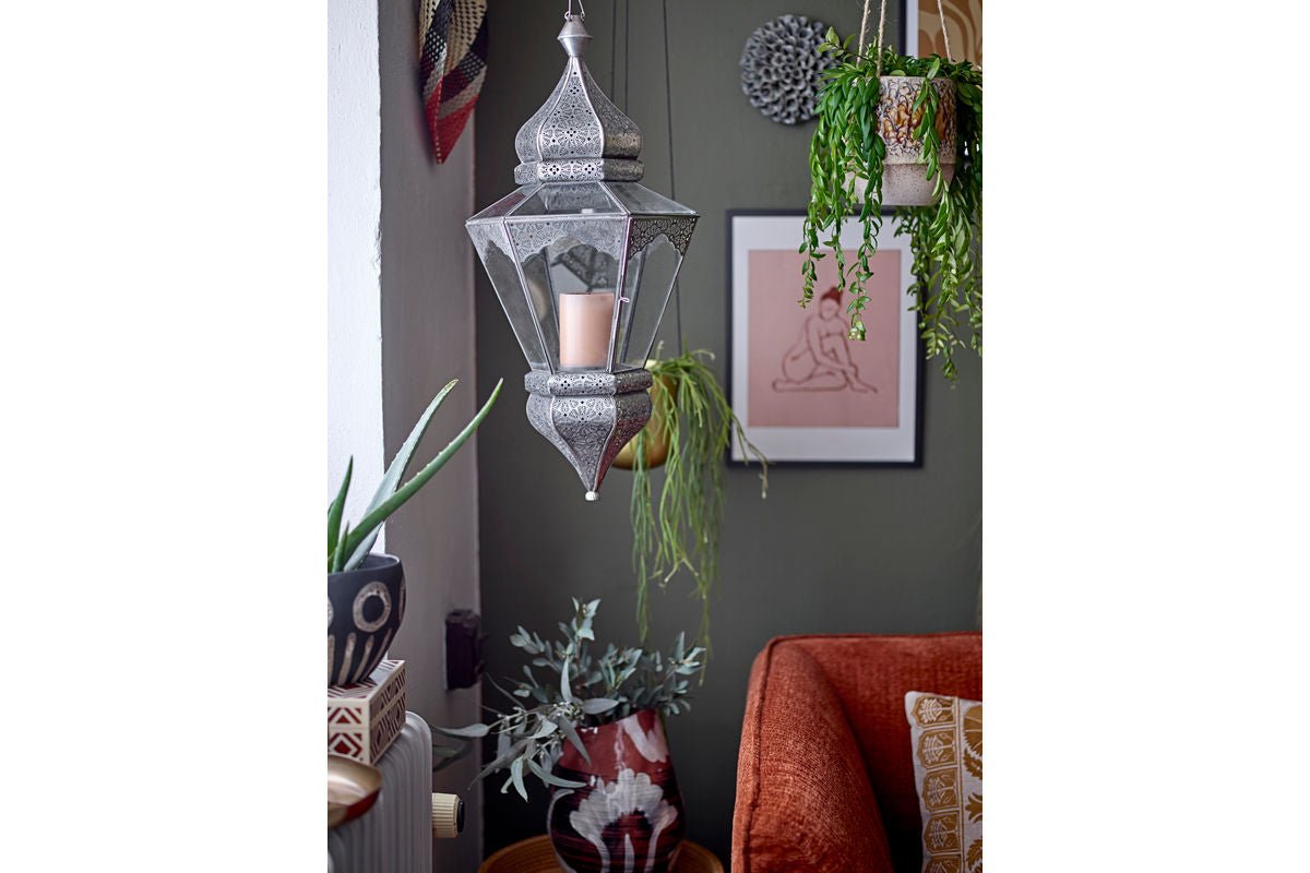 Blumentopf Ravenna – Grafisches Design in Schwarz