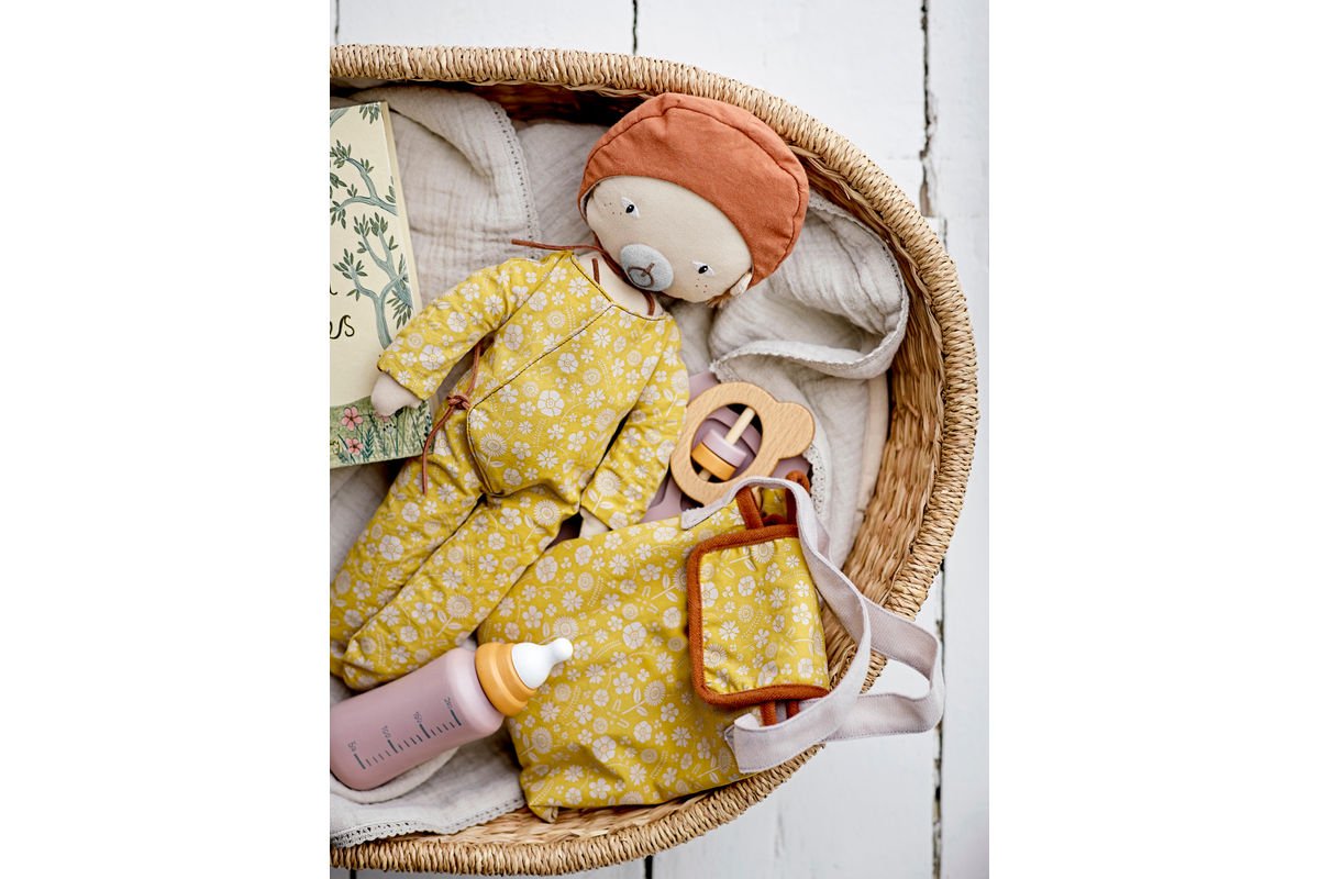 Puppe Alin - Spielset mit Wickelzubehör & Kuschelpuppe im Blumenoutfit