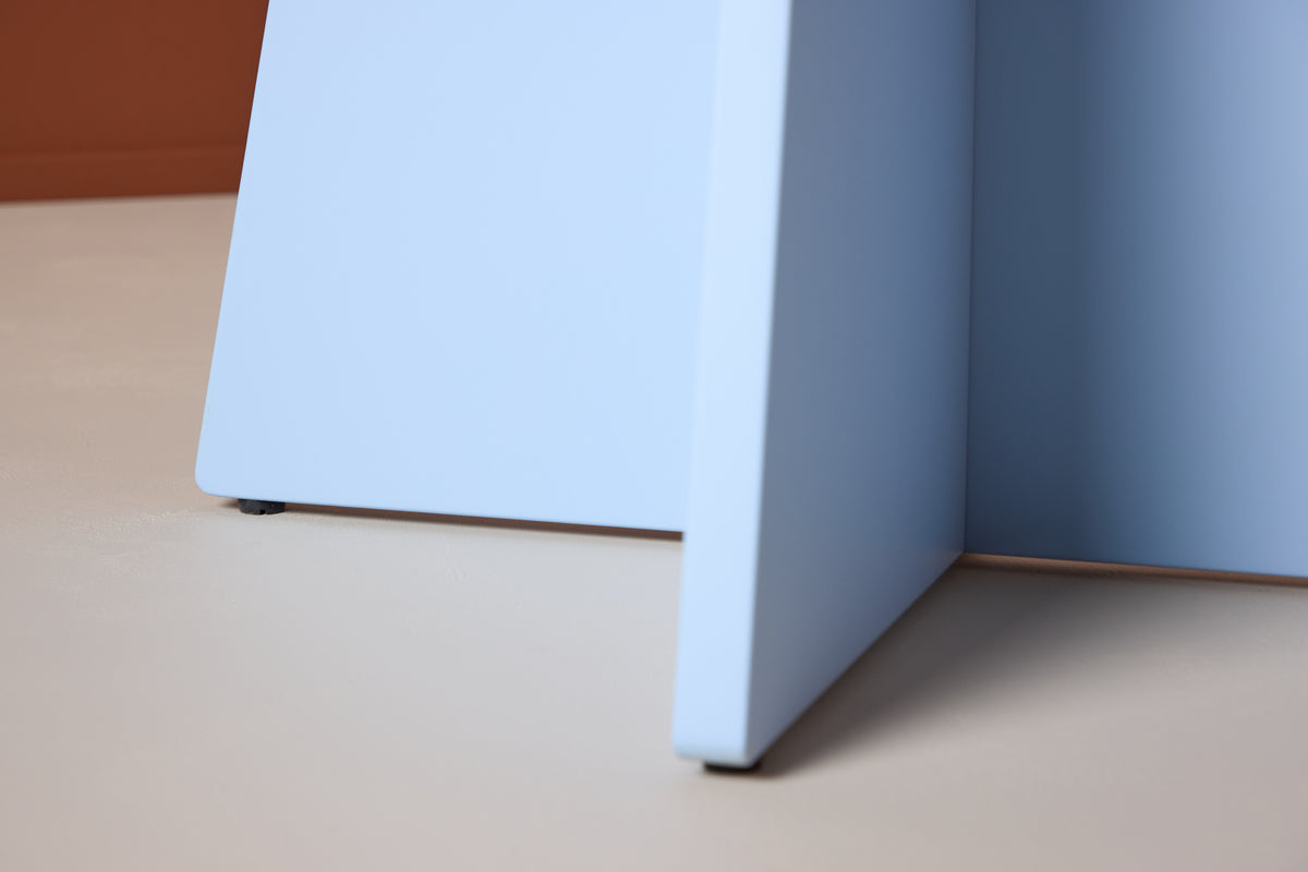 Esstisch Orin - im modernen Design mit einem verspielten Touch