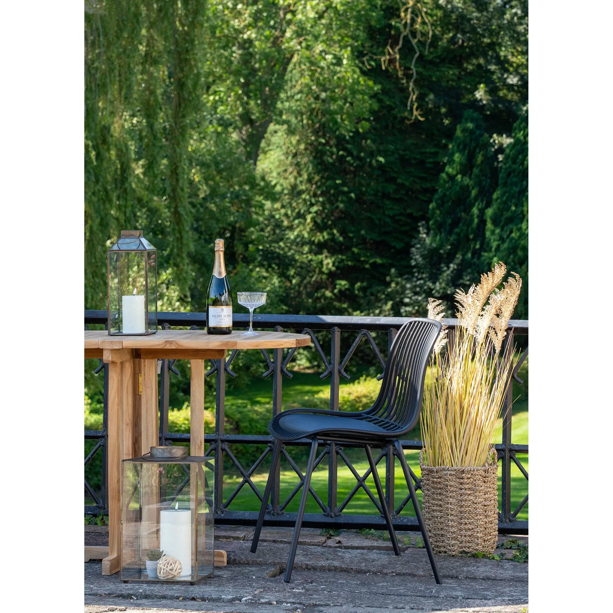 4er Set - Gartenstuhl Ventura Schwarz - Stapelbarer Outdoor-Stuhl