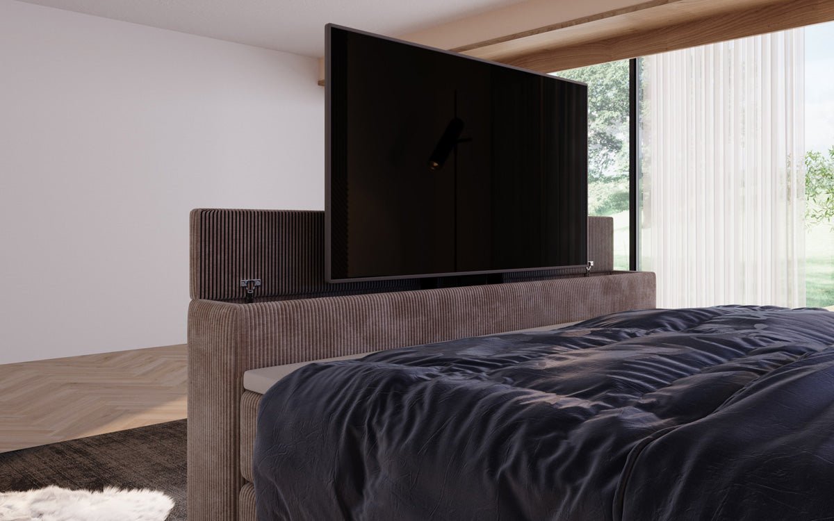 Boxspringbett Sejour mit TV Lift, RGB und Stauraum in Cord