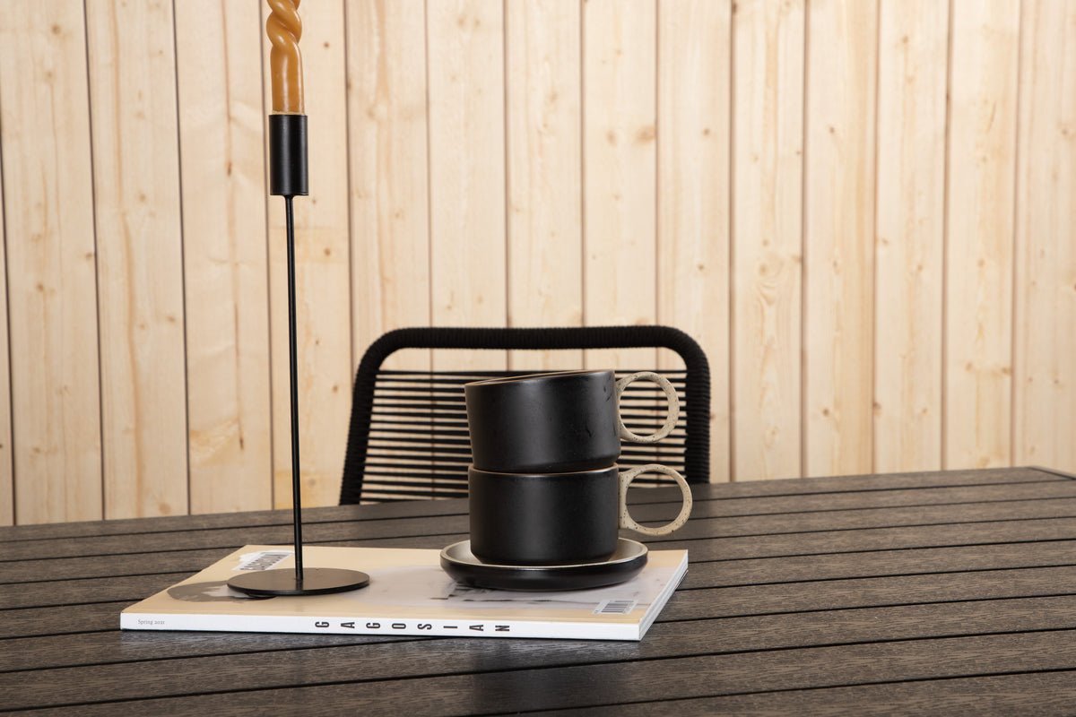 Gartentisch Tareen - eine harmonische Kombination aus Natürlichkeit und Stabilität