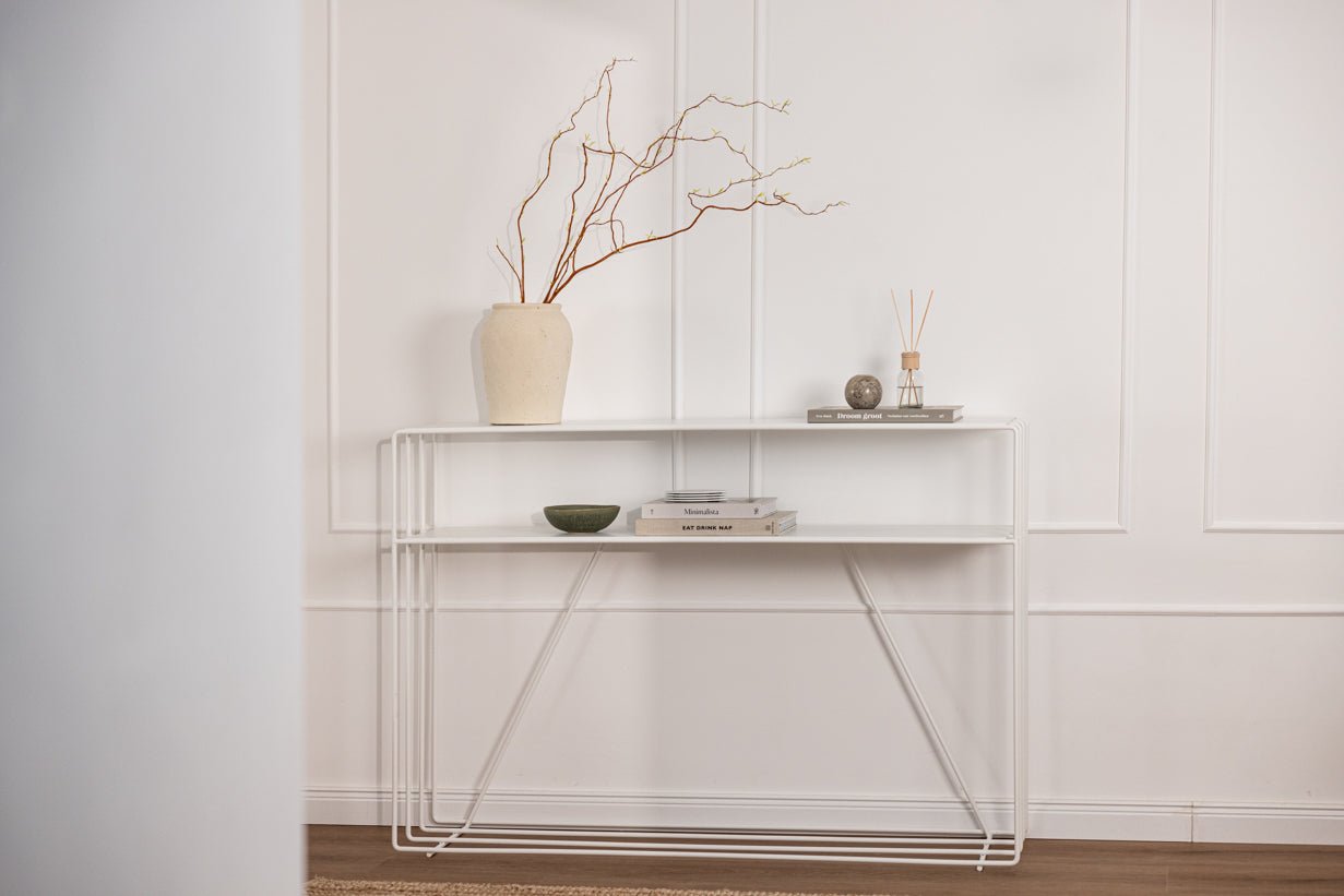 Kommode Ria – Metall-Design mit zwei Ablagen