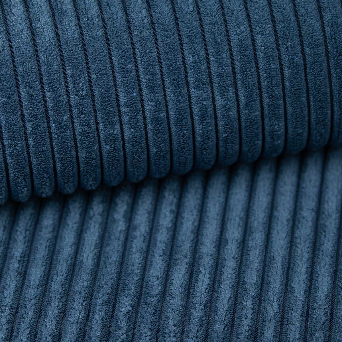 Lazy Spar-Set: 3-Sitzer + Hocker in Cord