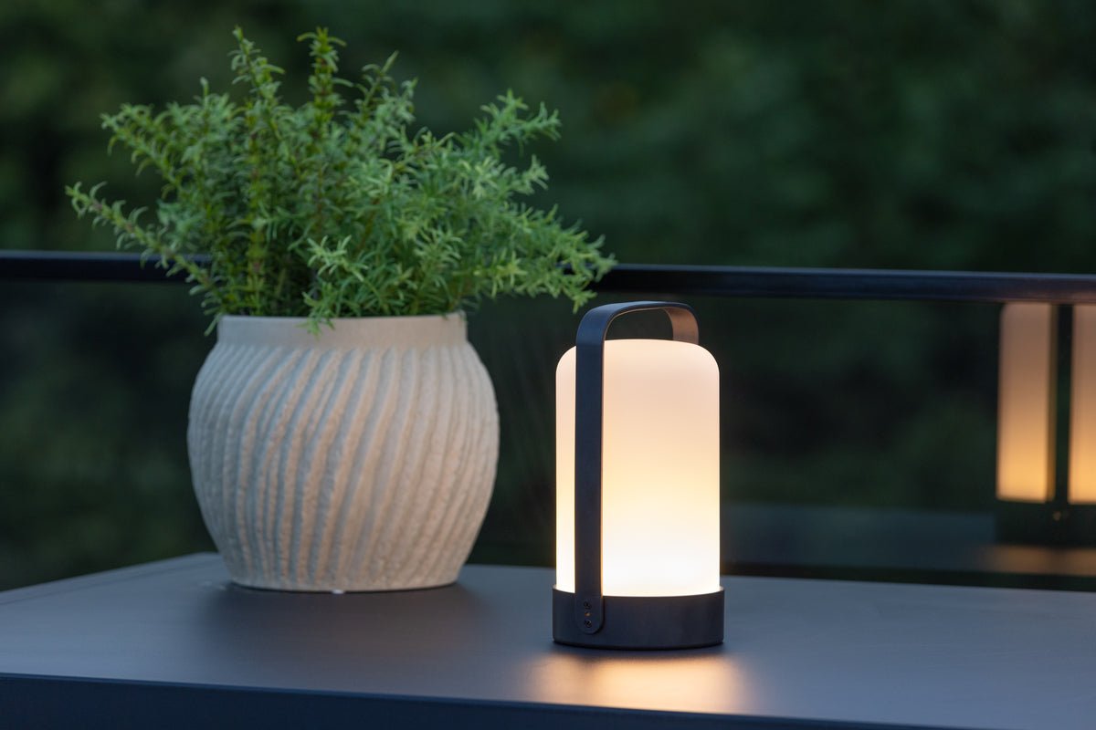 Outdoor-Tischlampe „Inka“ – LED-Lampe aus Kunststoff für Garten, Terrasse & Balkon
