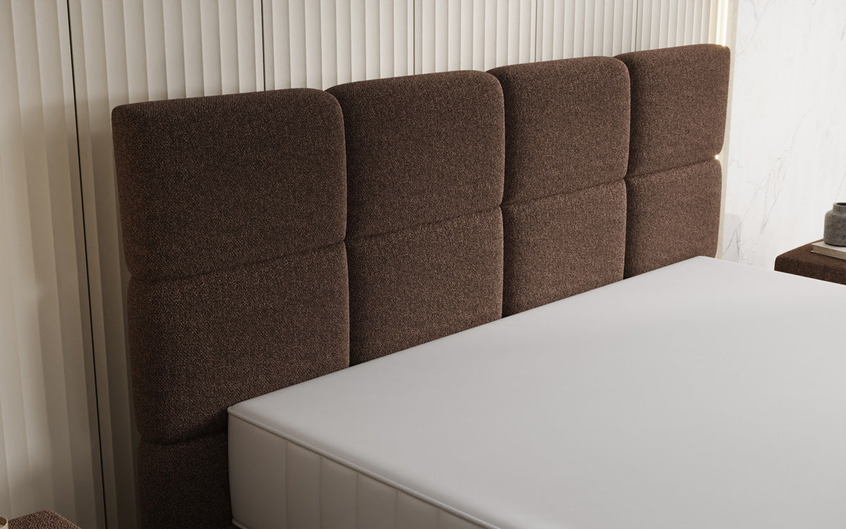 Boxspringbett Nessa mit hohen Füßen in Teddy Bouclé