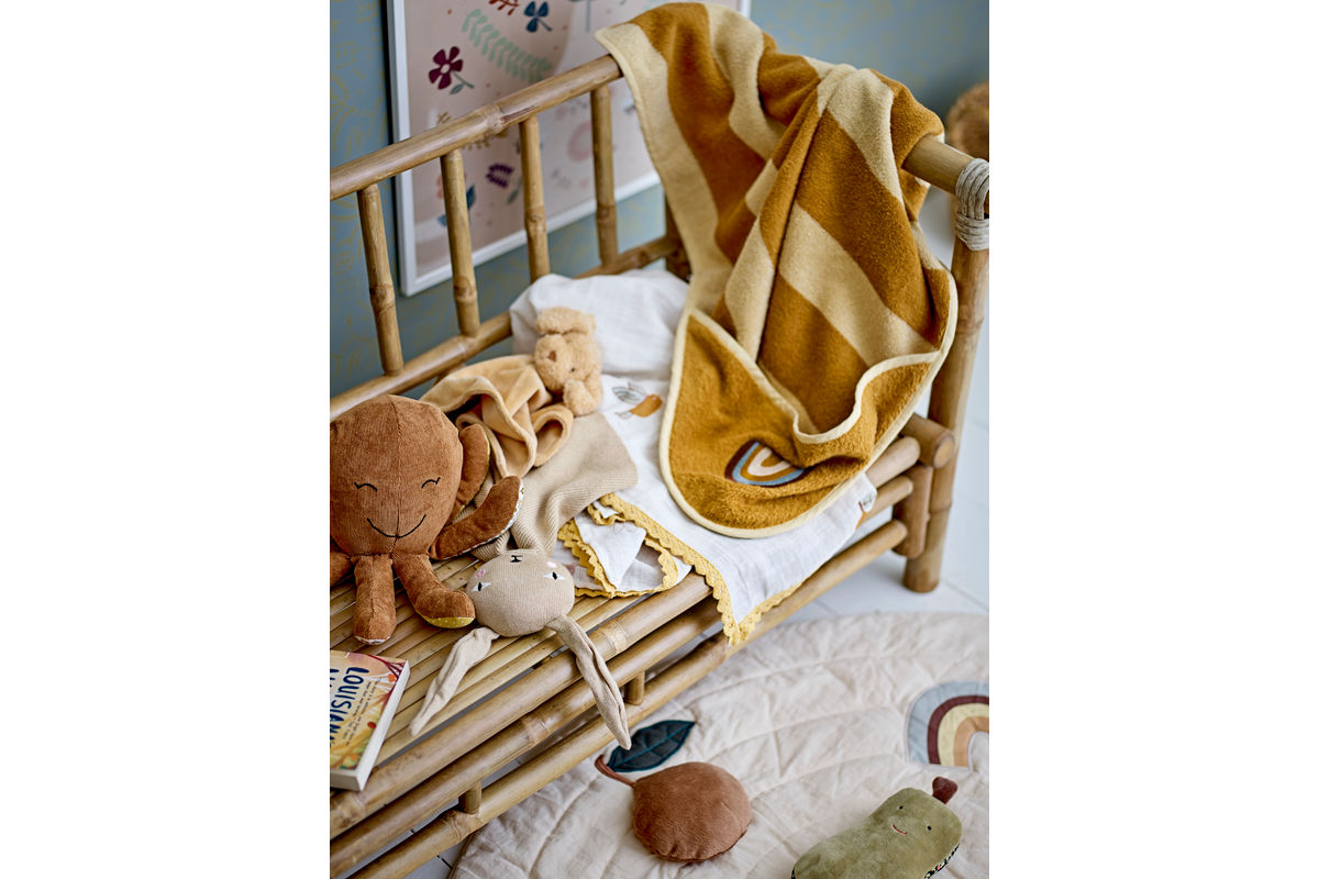 Kinderhandtuch Viki - aus Bio-Baumwolle mit Regenbogen-Stickerei