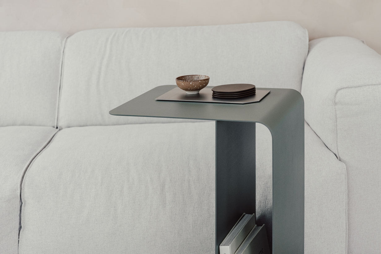Couchtisch/Beistelltisch Cosmo – Pulverbeschichtetes Metall in modernem Design
