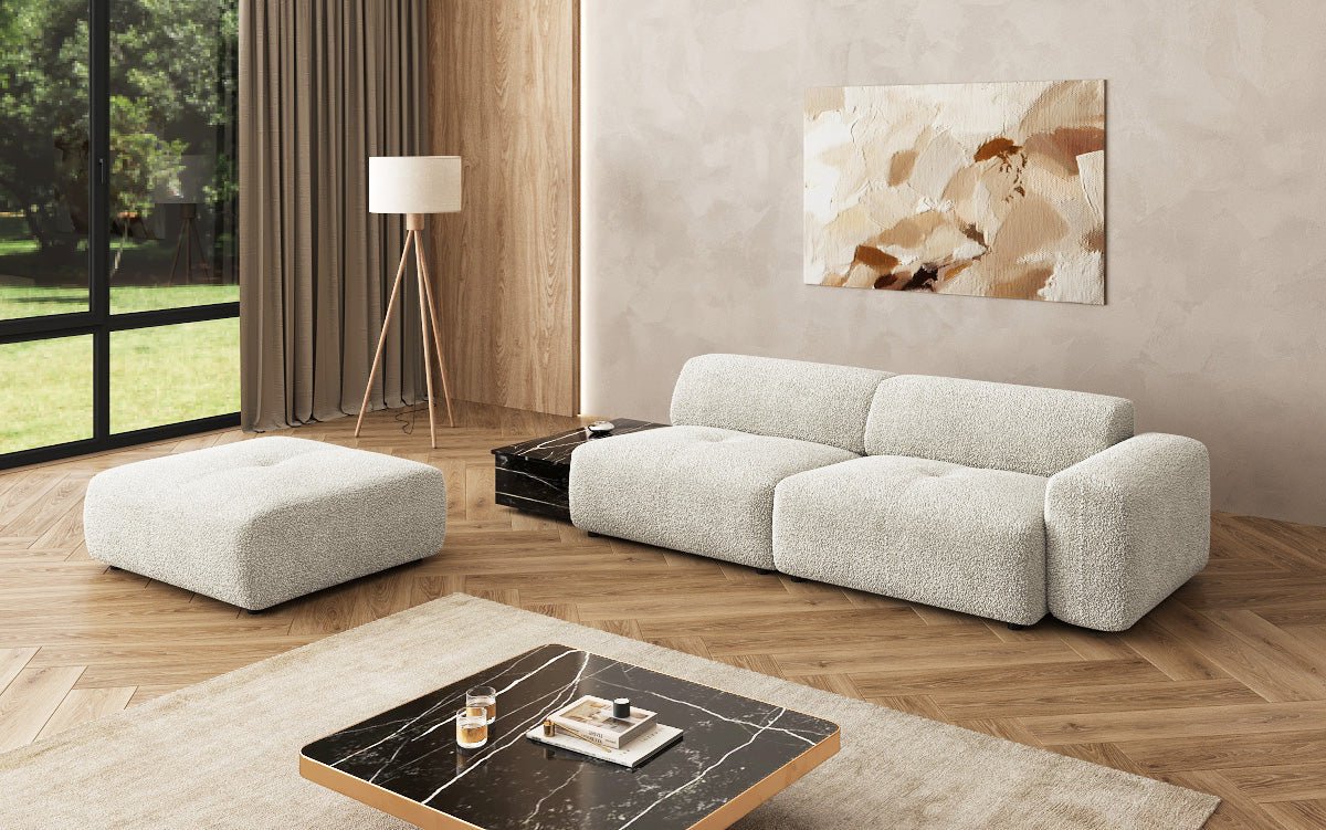 Designer Sofa Calm 3 Sitzer mit Beistellhocker und Beistelltisch in Bouclé