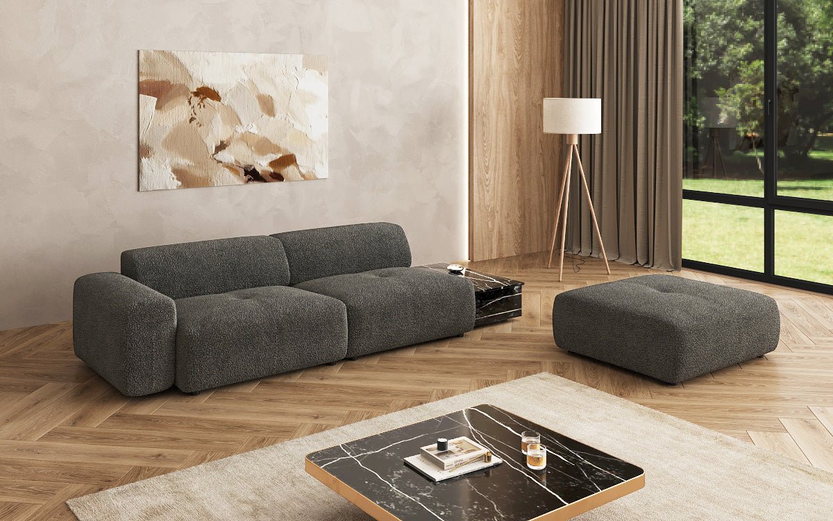 Designer Sofa Calm 3 Sitzer mit Beistellhocker und Beistelltisch in Bouclé