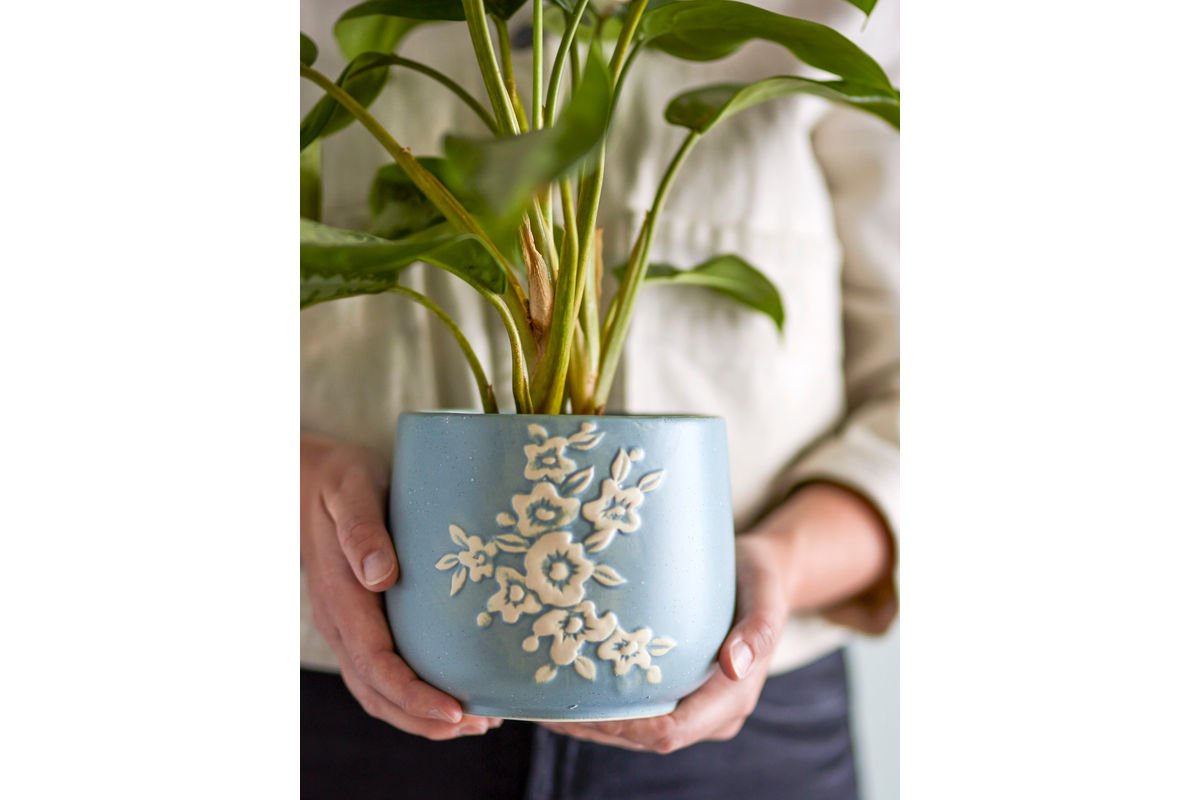 Flower Pot Livia – Hand-Decorated Floral Motif in Blue