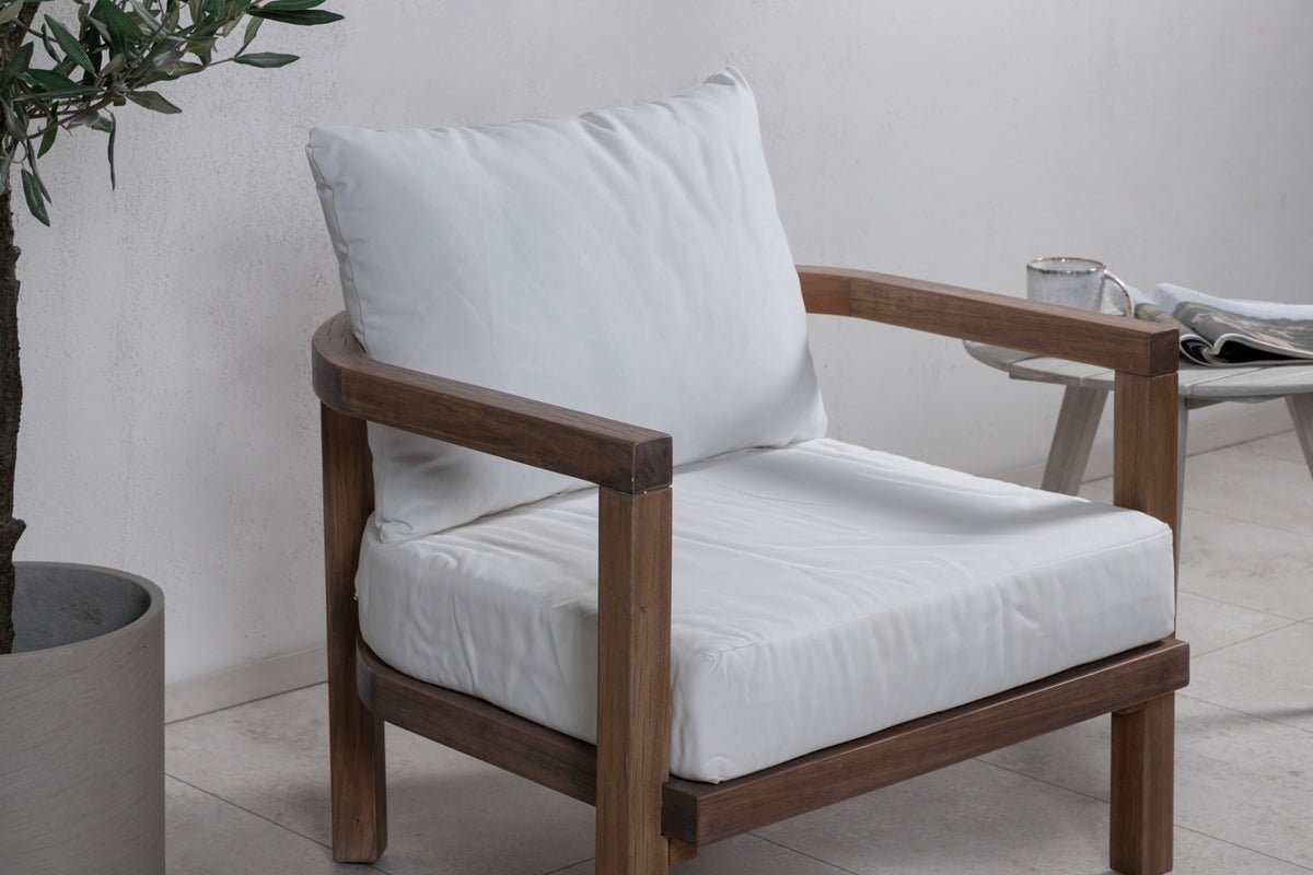 Armchair Robin - made of brown acacia wood with white cushions