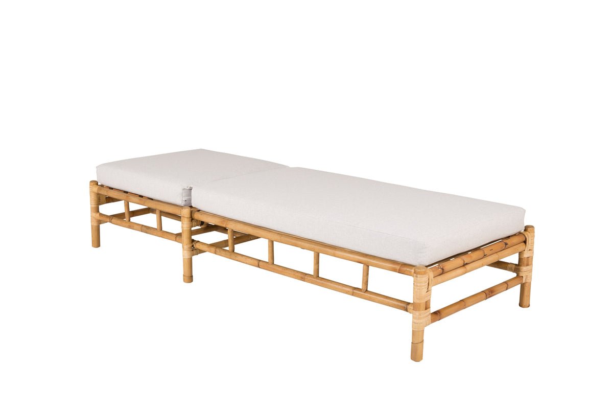 Sun lounger Verano - made of rattan with grey cushions