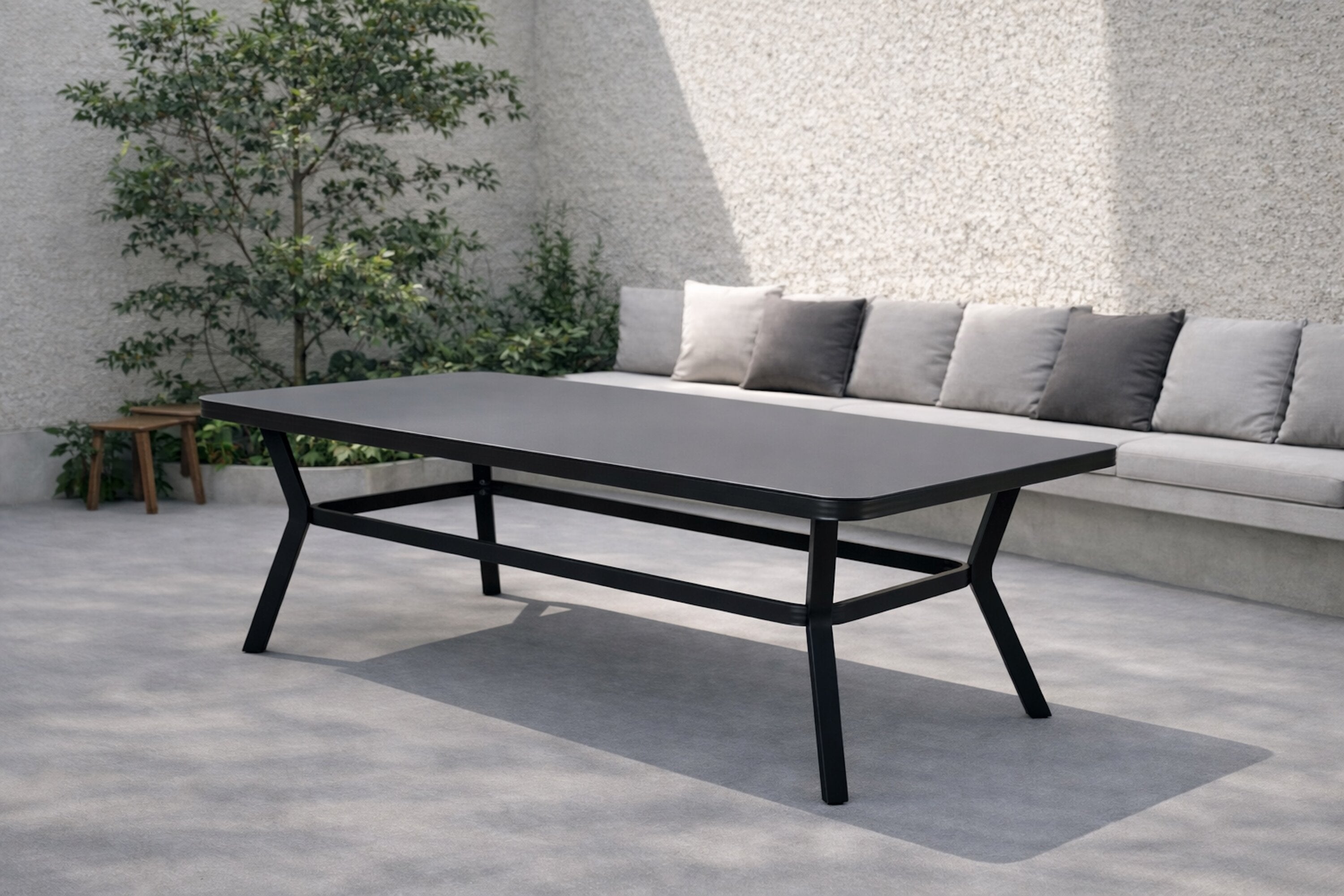 Garden Table Amaré - Matte Glass Top on Aluminum Frame
