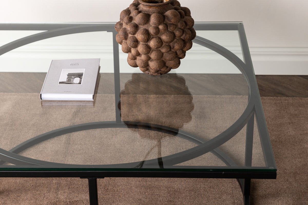 Coffee table Jordo - in two sizes with glass top