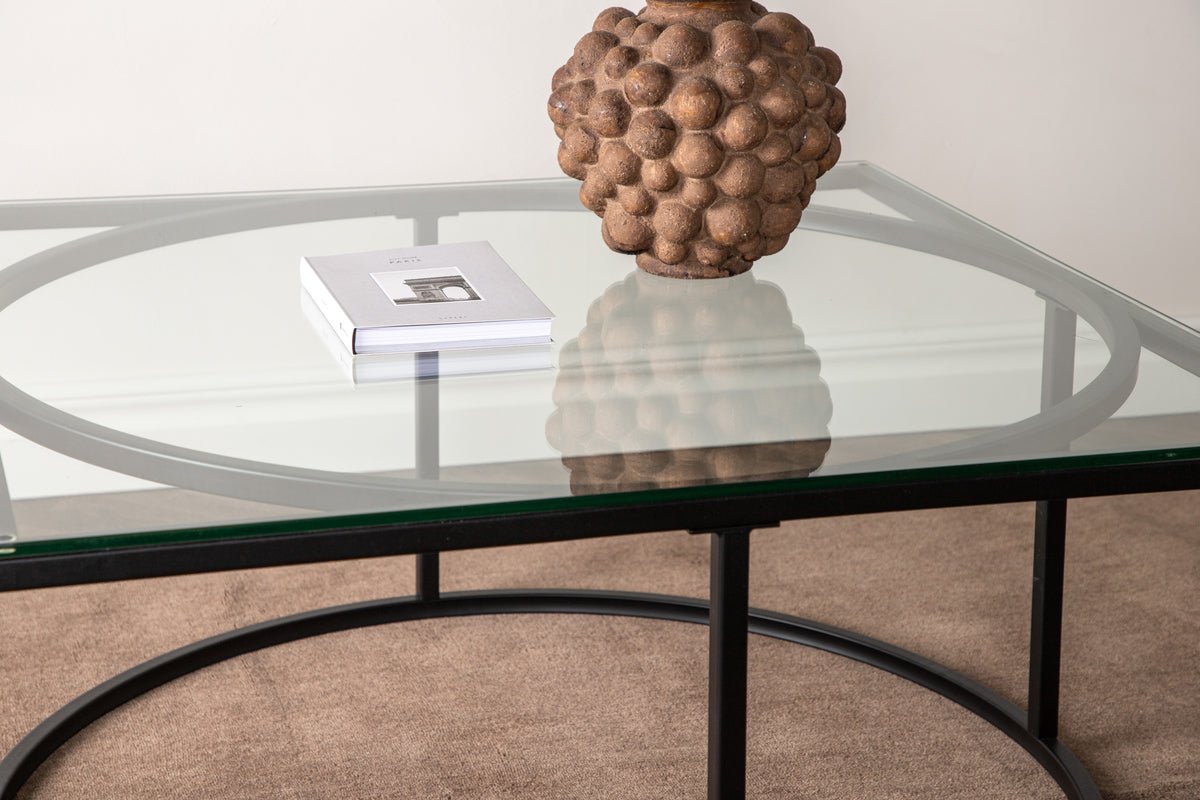 Coffee table Jordo - in two sizes with glass top