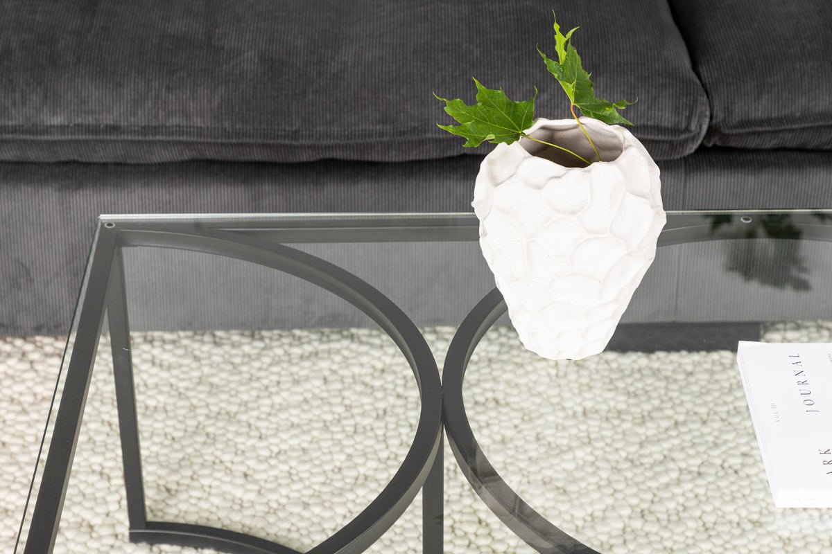 Coffee table Jordo - in two sizes with glass top