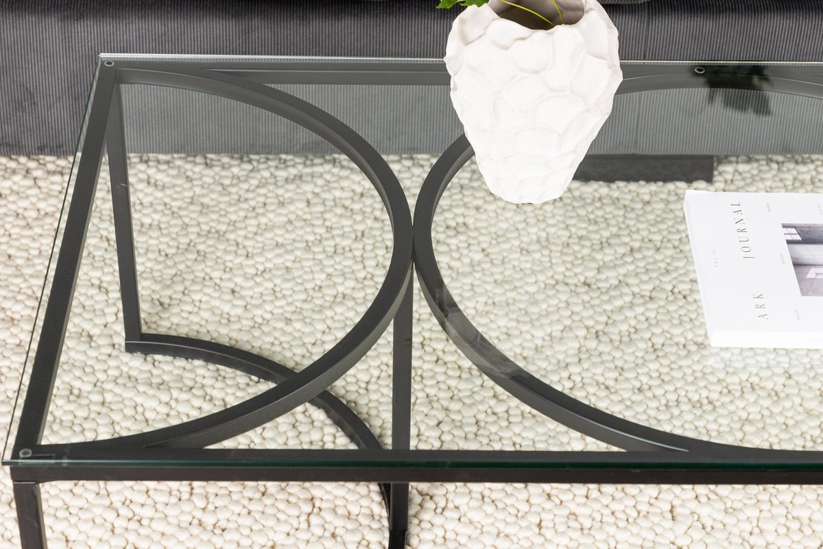 Coffee table Jordo - in two sizes with glass top