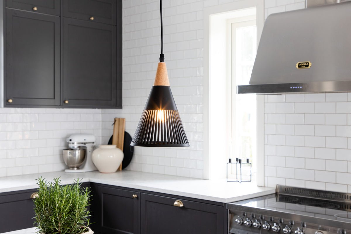 Pendant lamp "Ugalla" – Compact size for every situation
