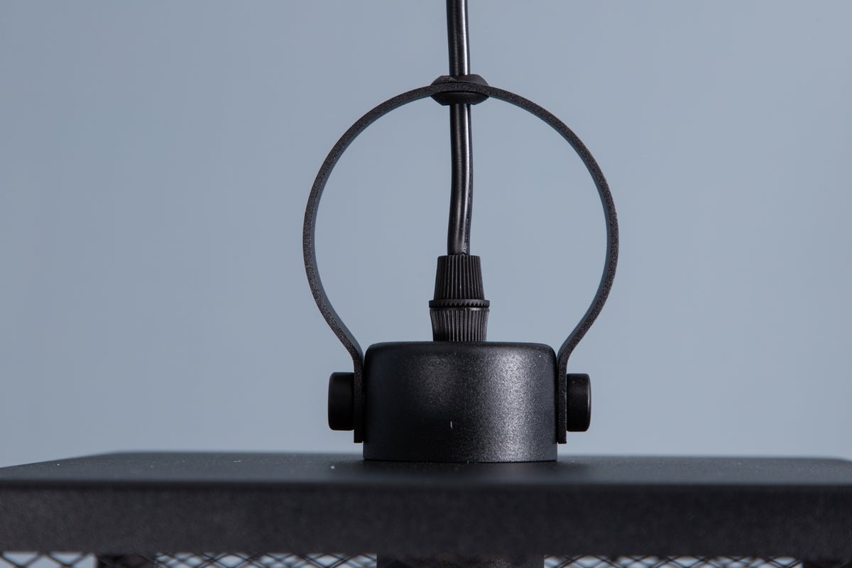 Pendant lamp "Mburu" – Stylish and elegant with lattice pattern on 2 sides