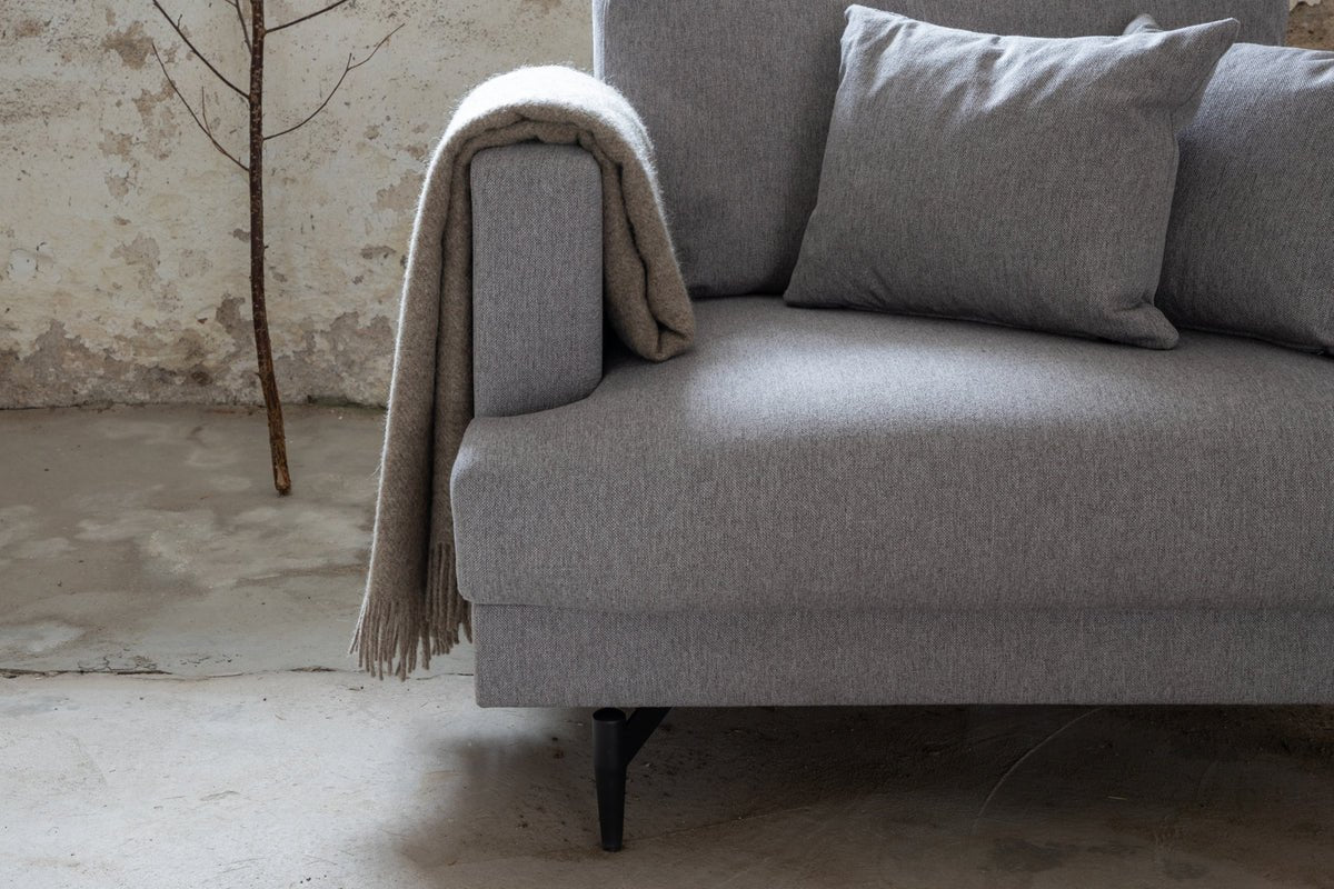 Armchair Asten - Available in 4 colors and various materials
