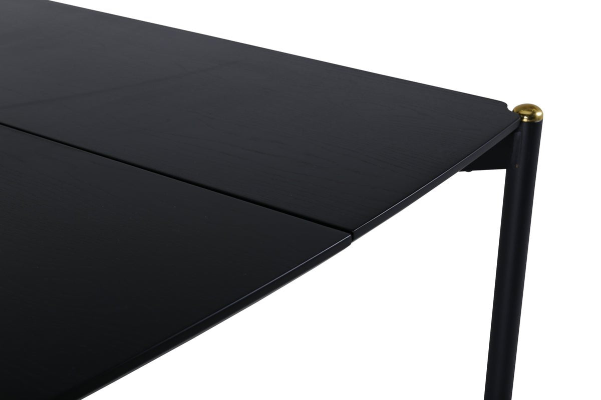 Dining table Amani - stylish elegance for your home