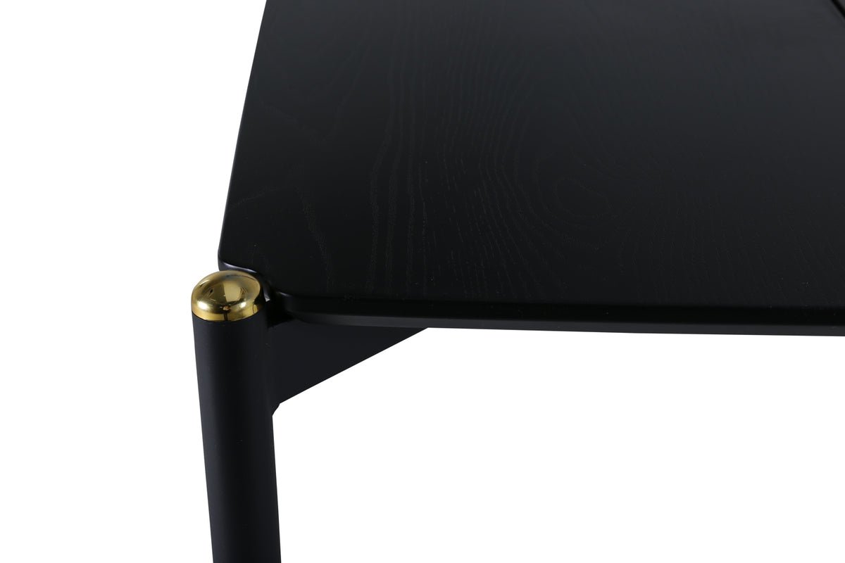 Dining table Amani - stylish elegance for your home