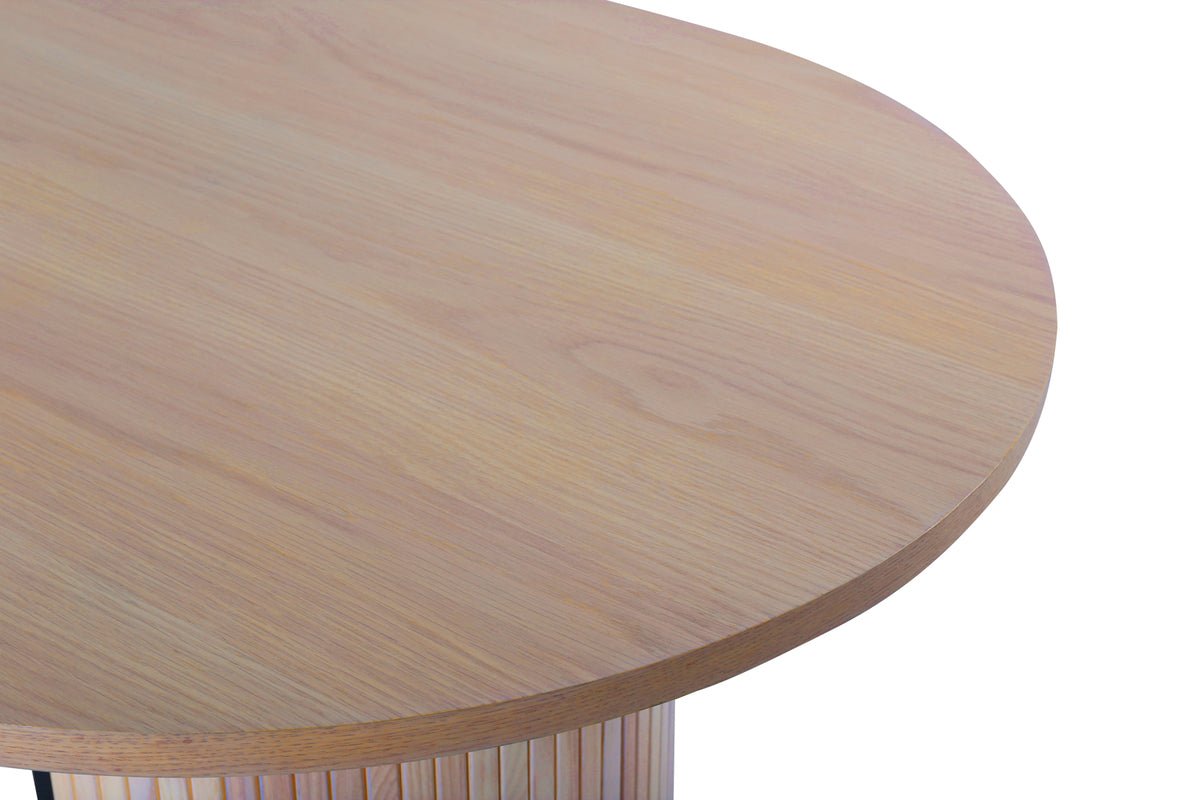 Dining table Moani - with sturdy frame in ribbed design