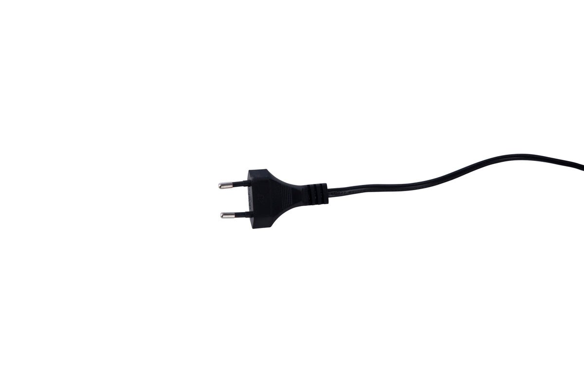 Stehlampe „Grimming“ –  ruhige schwarze Klarheit mit Holzdetails