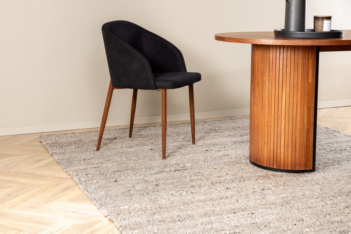 Carpet Enivo – with texture & pattern made of wool