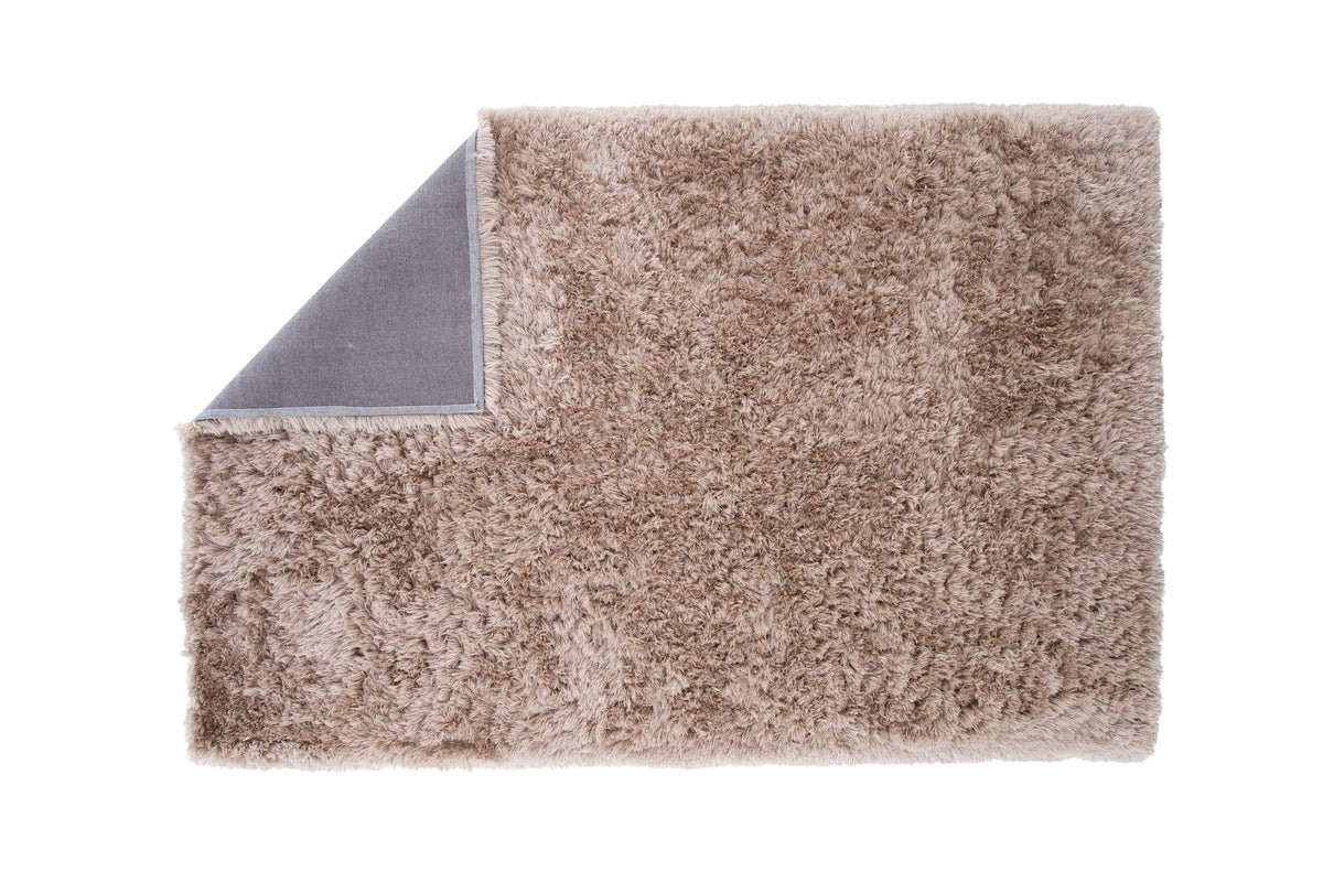 Carpet Auren – with glossy finish made of polyester