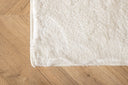 Teppich Selina – mit Glanzoptik aus Polyester & Vliesstoff