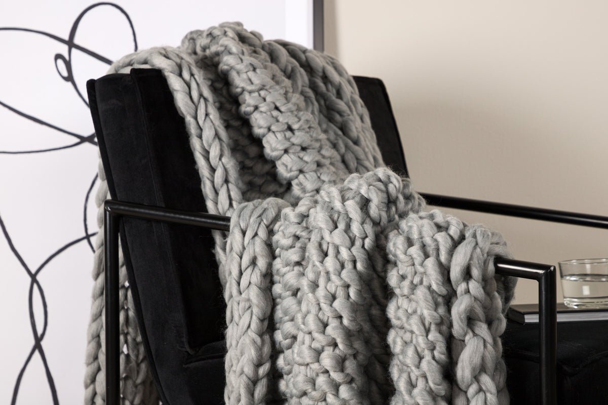 Tagesdecke Velano – Soft-Touch Wohndecke (170×130 cm)