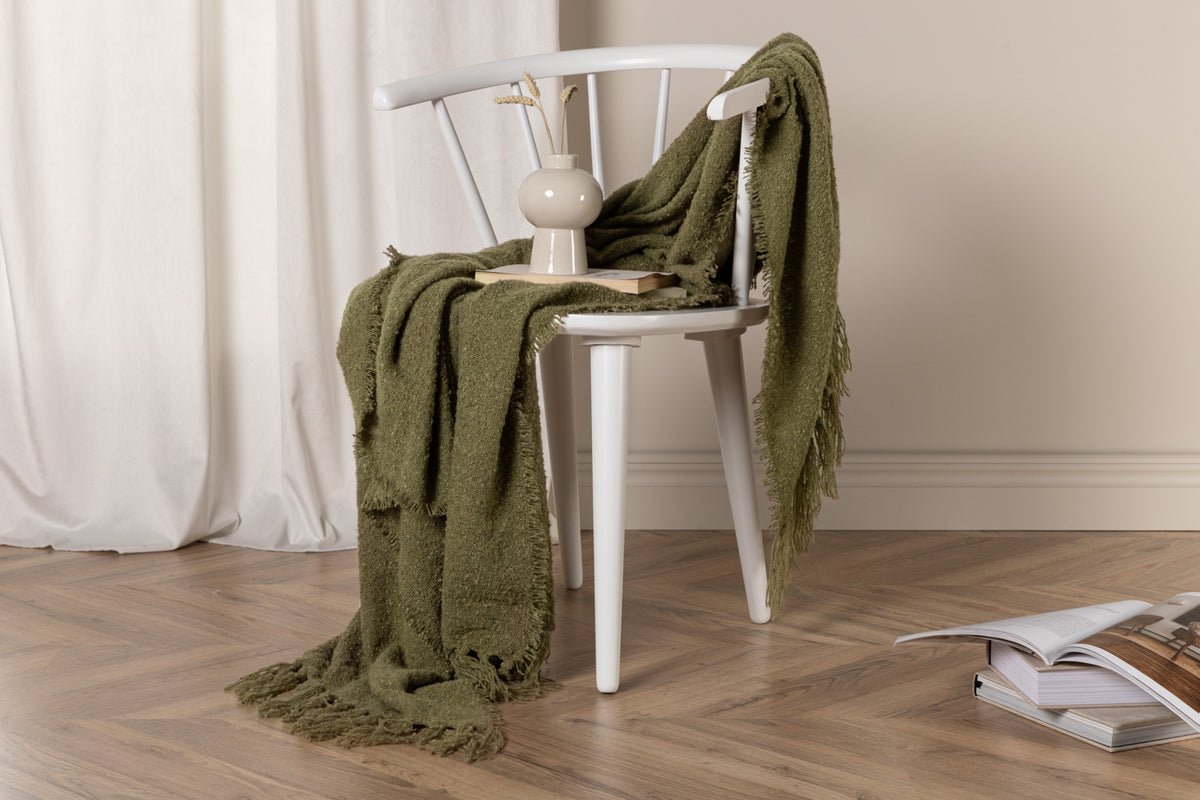 Stanley Moss Green Bedspread – 170×130 cm with Texture & Fringes