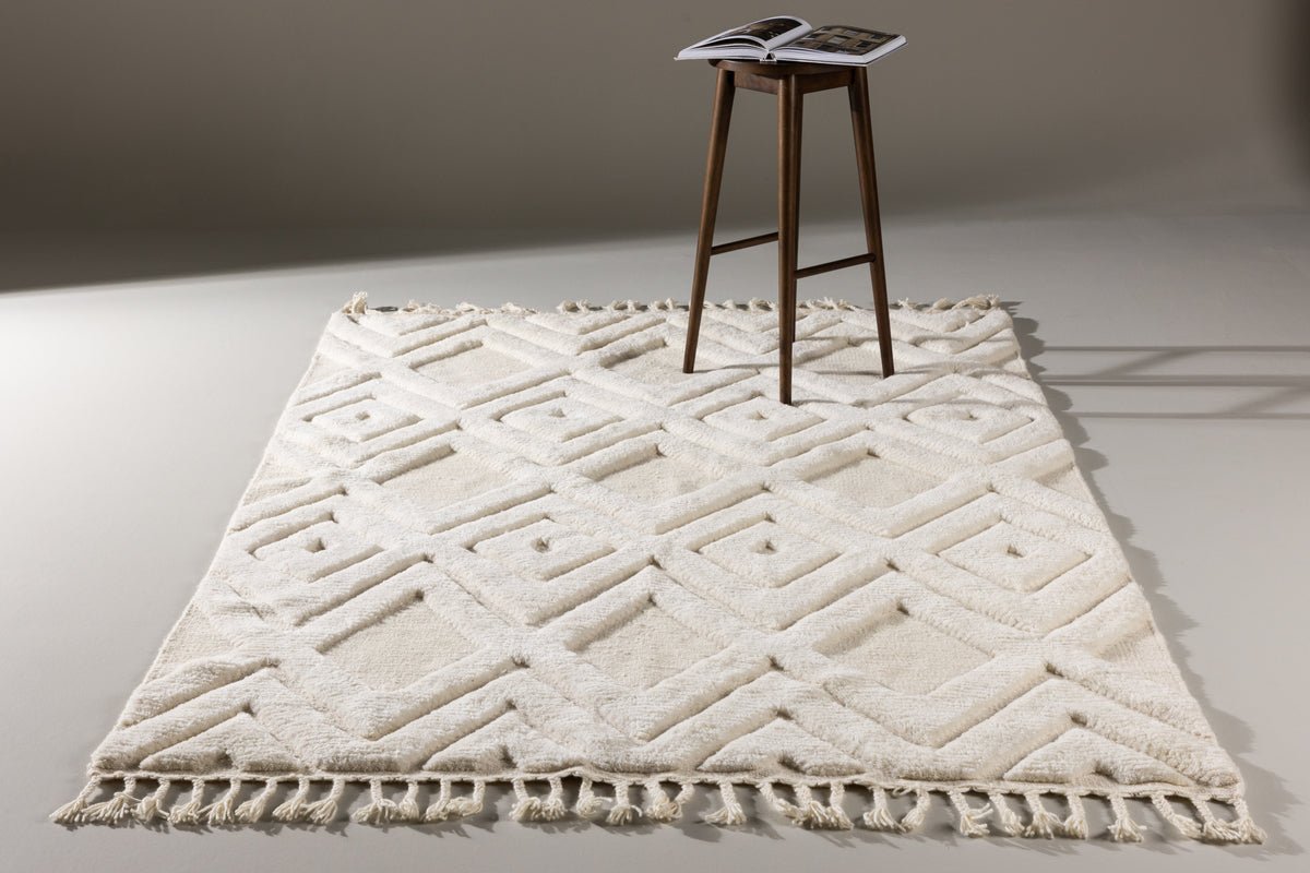Rug Lora – with wool fringes