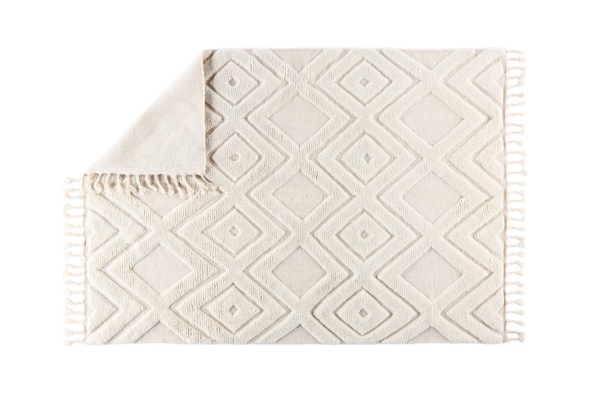 Rug Lora – with wool fringes