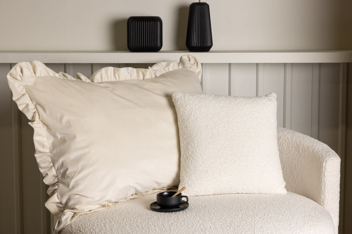 Pillowcase Charming - 70x100 cm in White and Gray