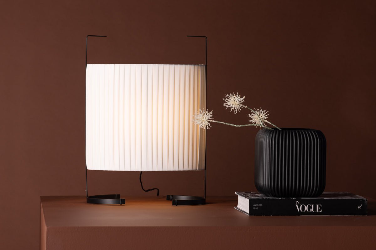 Floor lamp "Elvra" – fabric lampshade in Beige with black metal frame (height 48 cm)