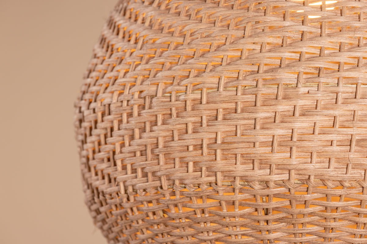 Pendant lamp "Ghanzi" – Light rattan shade with woven pattern