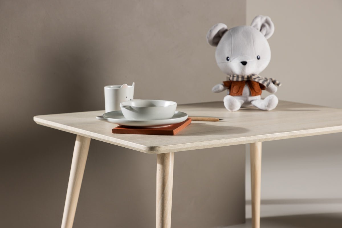 Children's Table Lumo – Natural. Simple. Child-friendly.