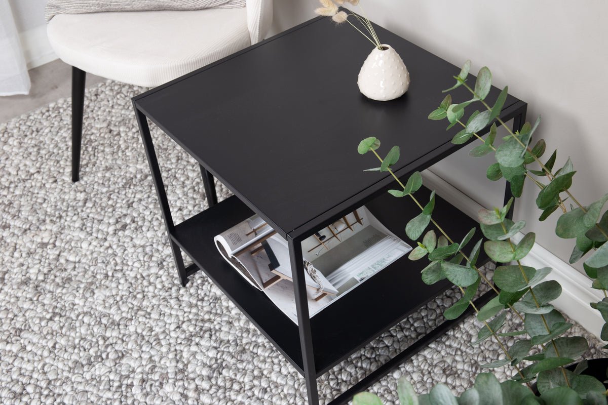 Side table Konsti – in two sizes in White & Black