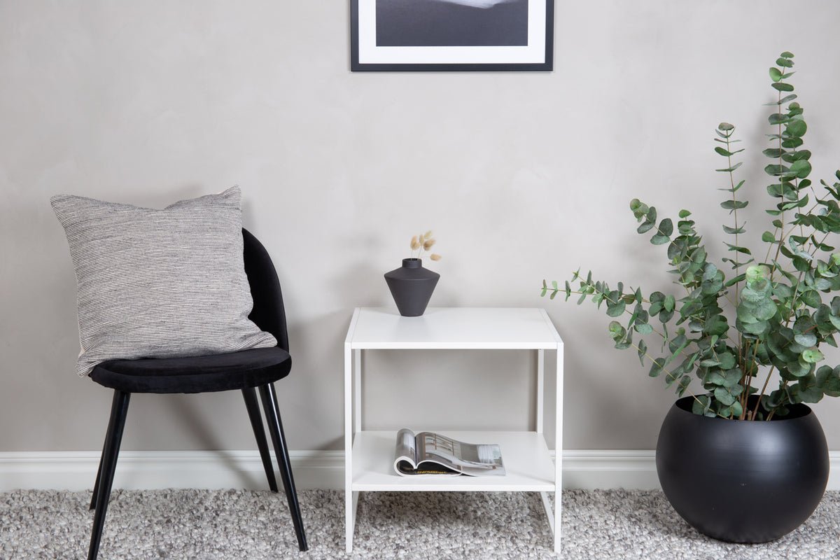Side table Konsti – in two sizes in White & Black